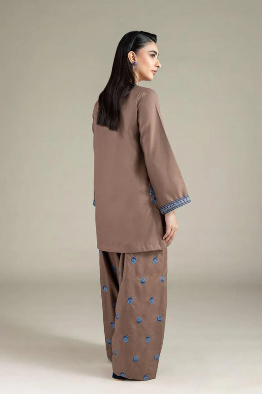 HEER EMBROIDERED 2PC