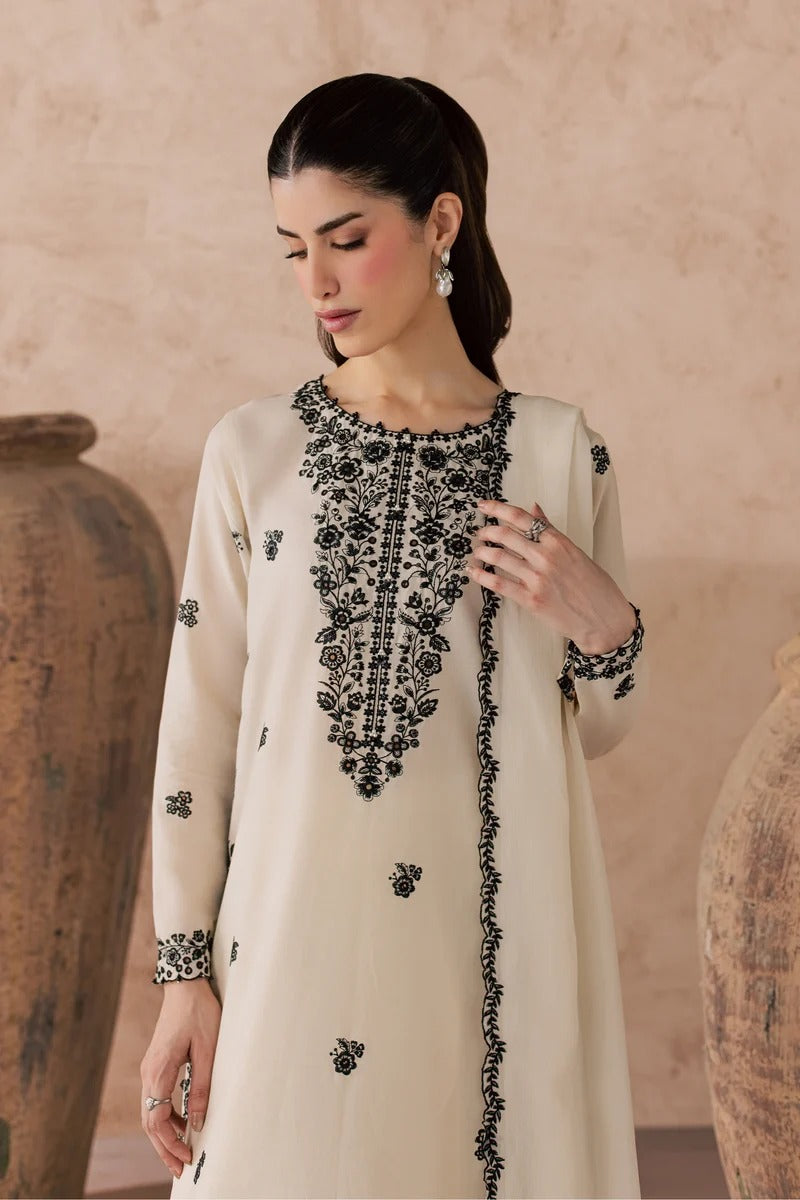 MAYAL EMBROIDERED 3PC