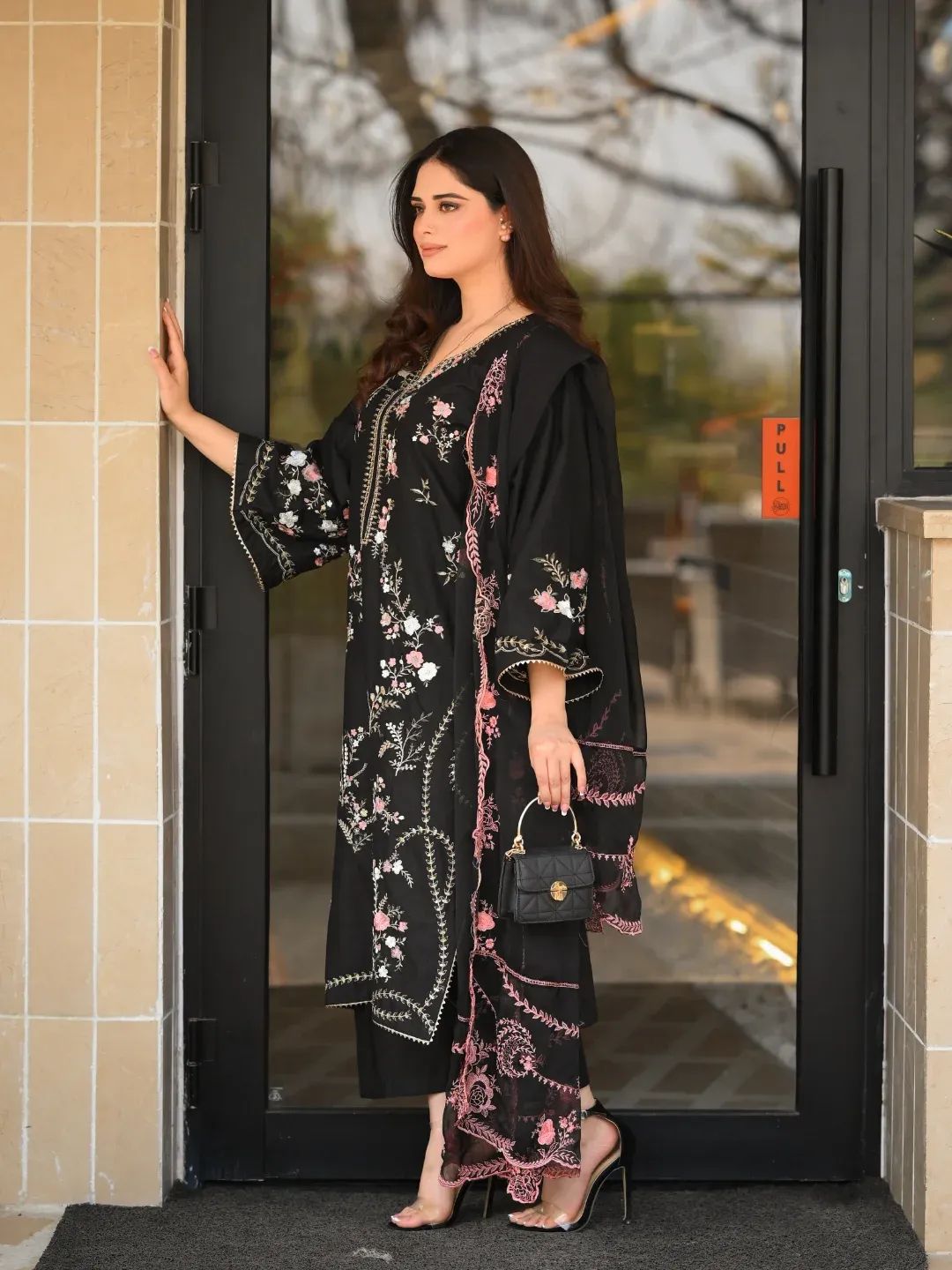 Haniya Embroidered 3PC-Lawn