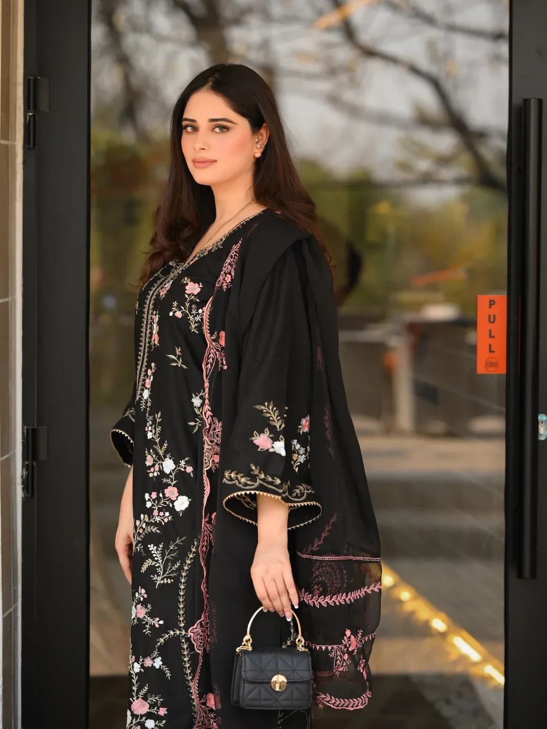 Haniya Embroidered 3PC-Lawn