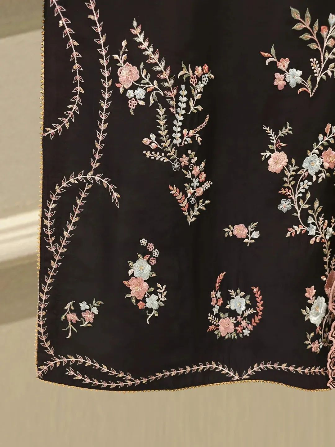 Haniya Embroidered 3PC-Lawn