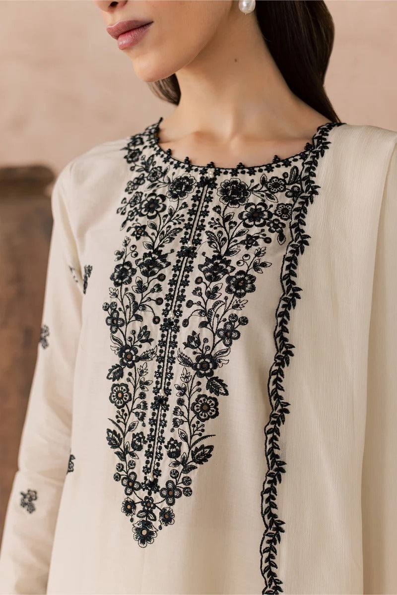 MAYAL EMBROIDERED 3PC