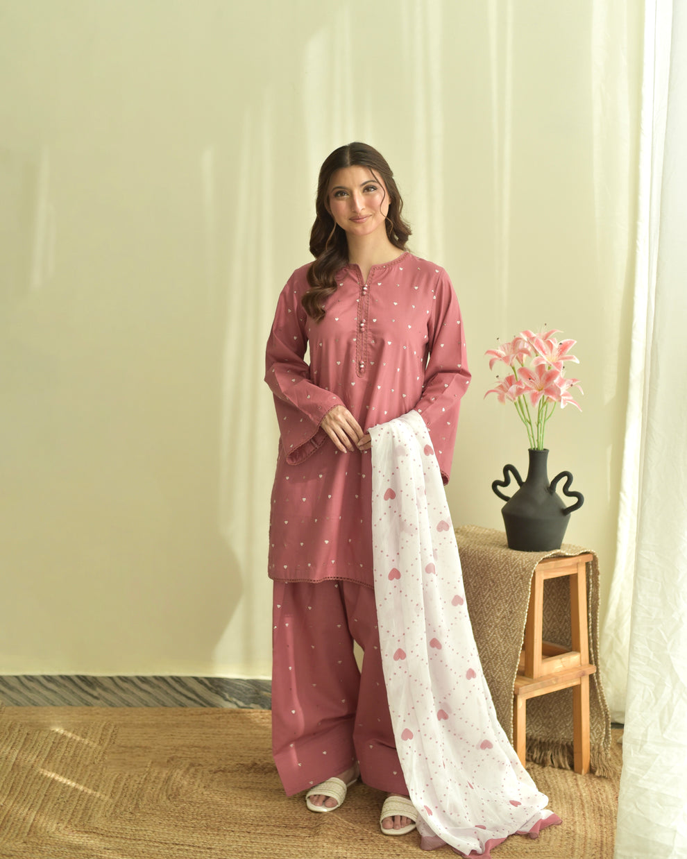 LILY HEART EMBRIDERED 3PC